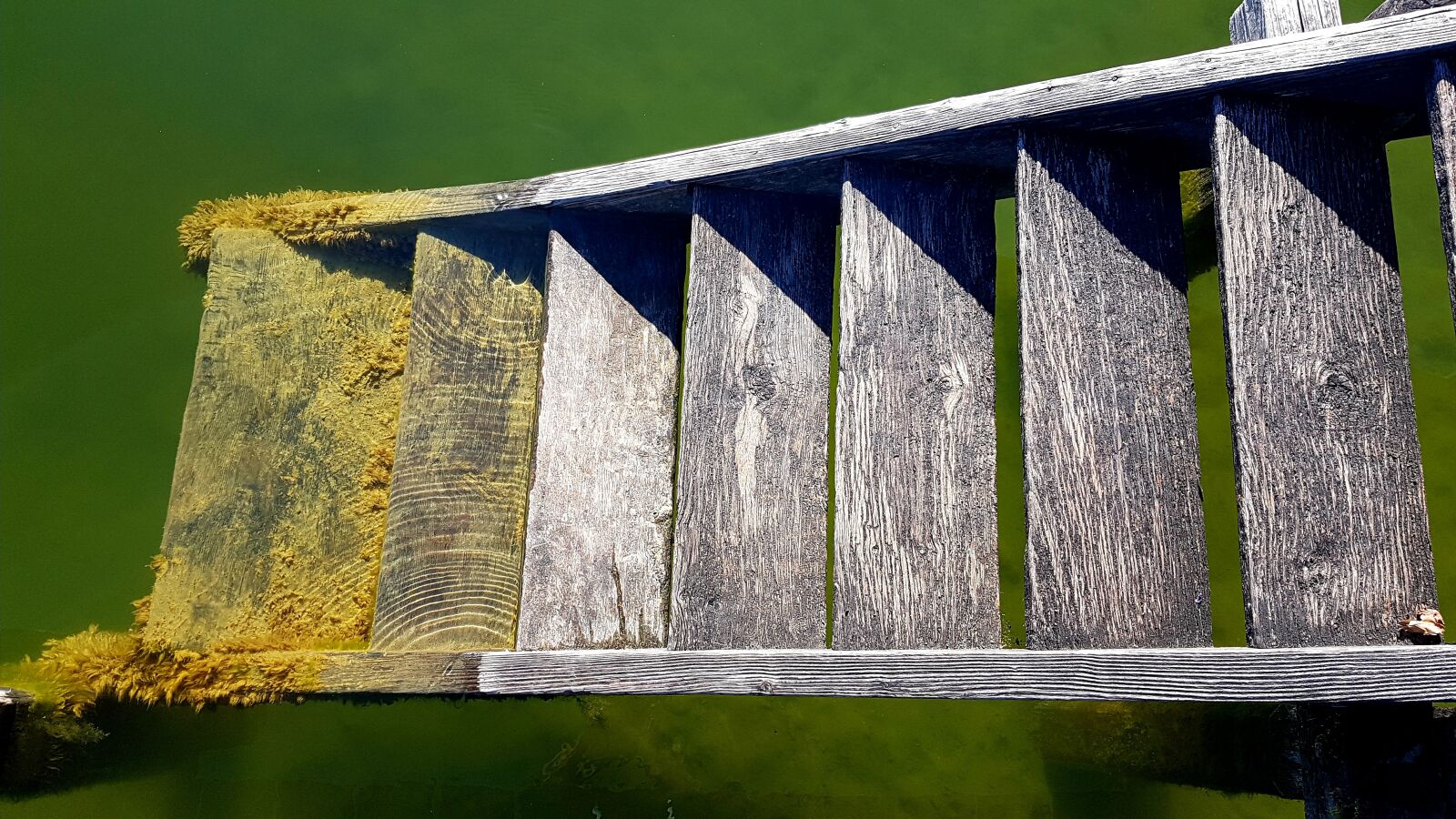Samsung Galaxy S7 Edge sample photo. Jetty, water, lake photography