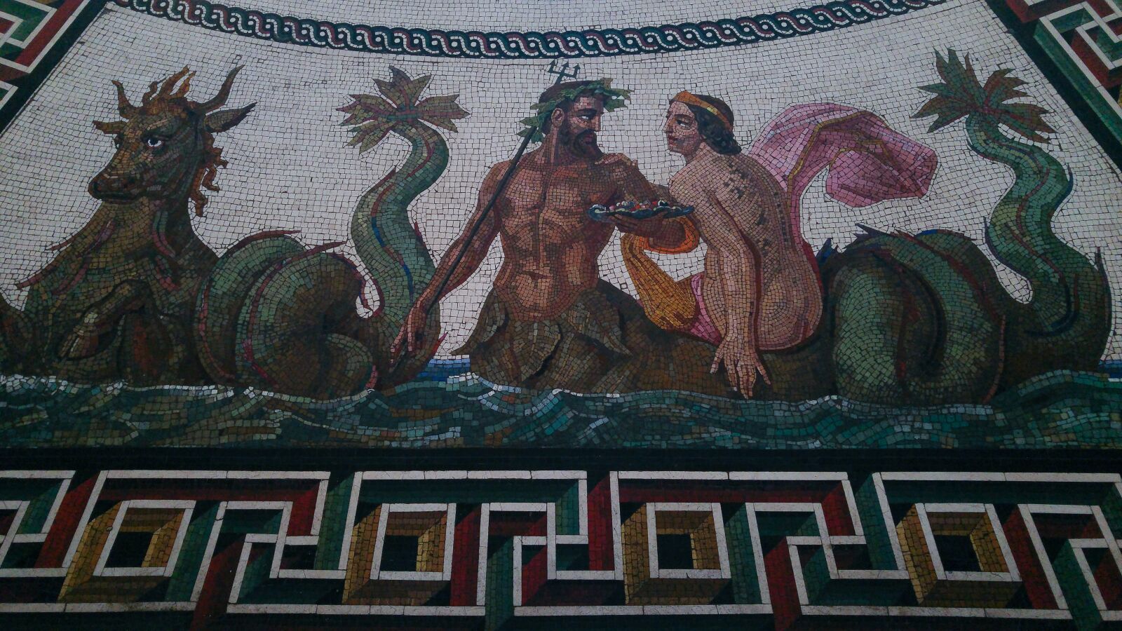 LG G4 sample photo. Mosaic, mythology, antique photography