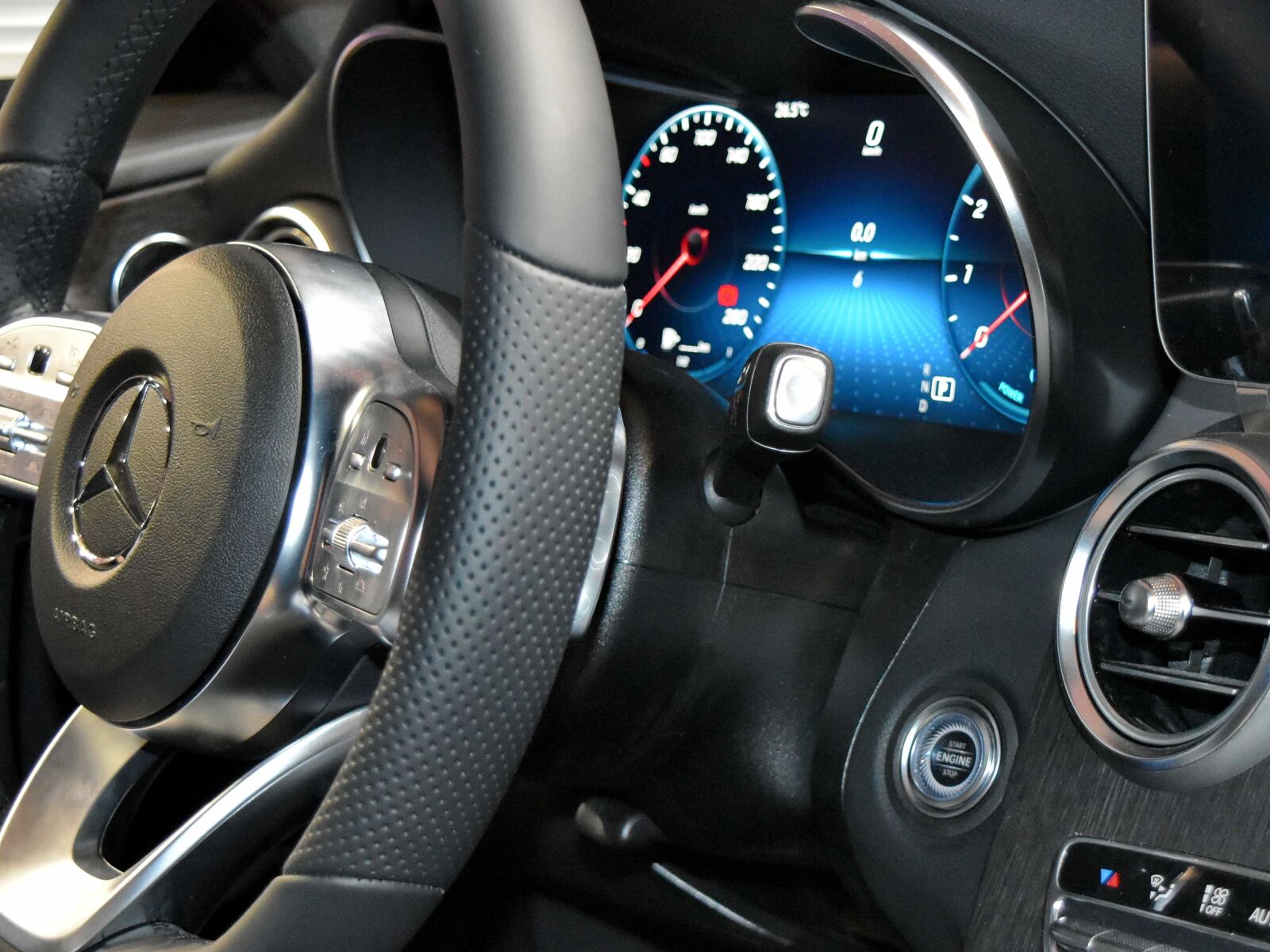 Nikon D5500 sample photo. Vehicle, dashboard, speedometer, steering photography