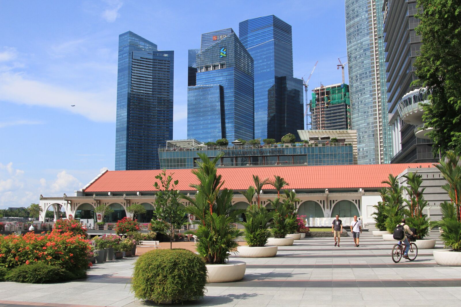Canon EF 24-105mm F4L IS USM sample photo. Singapore, asia, skyscraper photography