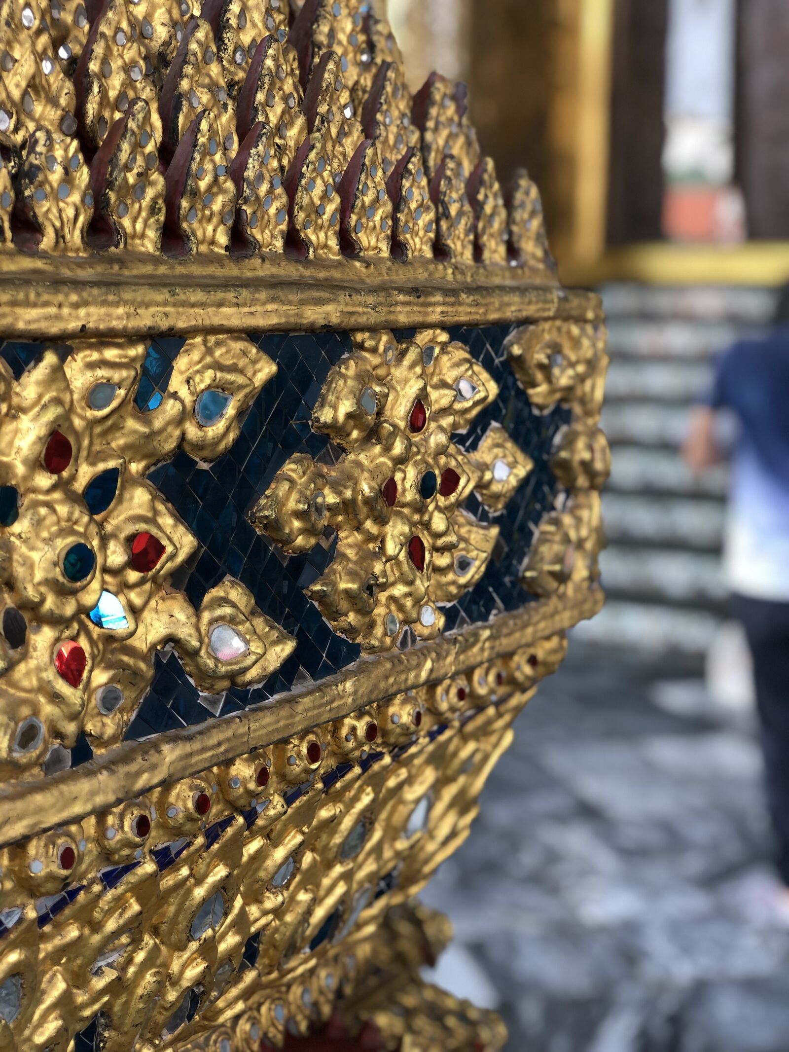 iPhone X back dual camera 6mm f/2.4 sample photo. Temple, thailand, building photography
