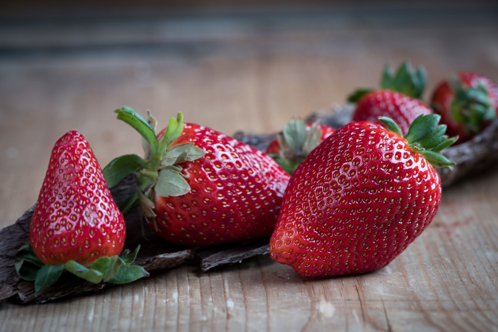 Nikon D750 sample photo. Strawberries, red, ripe photography