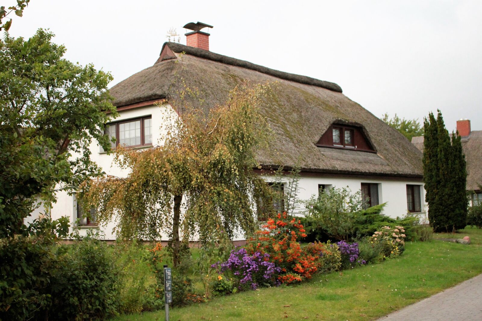 Canon EOS 500D (EOS Rebel T1i / EOS Kiss X3) sample photo. House, hiddensee, vitte photography