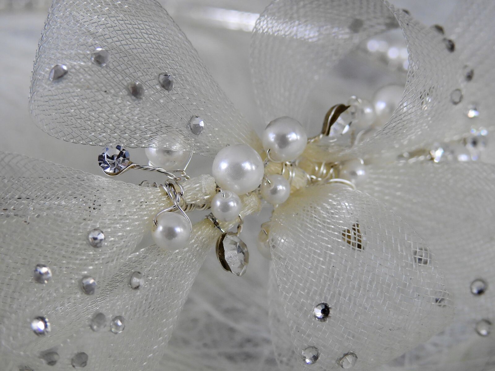Nikon Coolpix P900 sample photo. Jewellery, deco, decoration photography