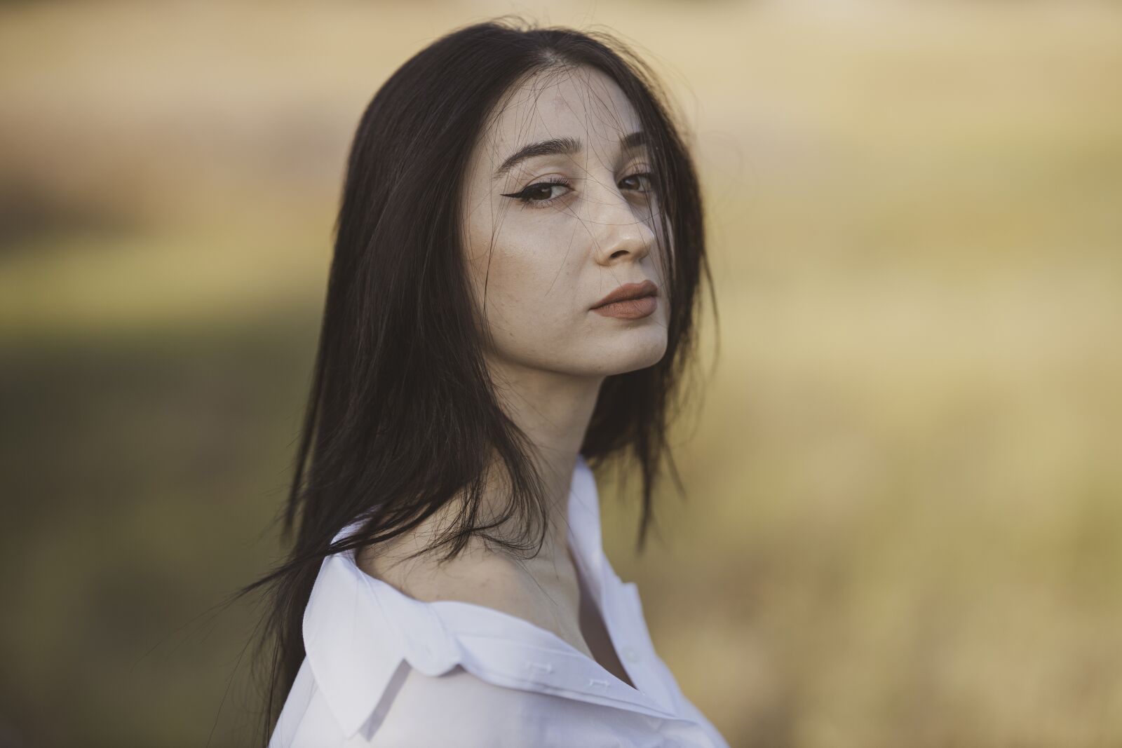 Canon RF 85mm F1.2L USM sample photo. Model, portrait, woman photography