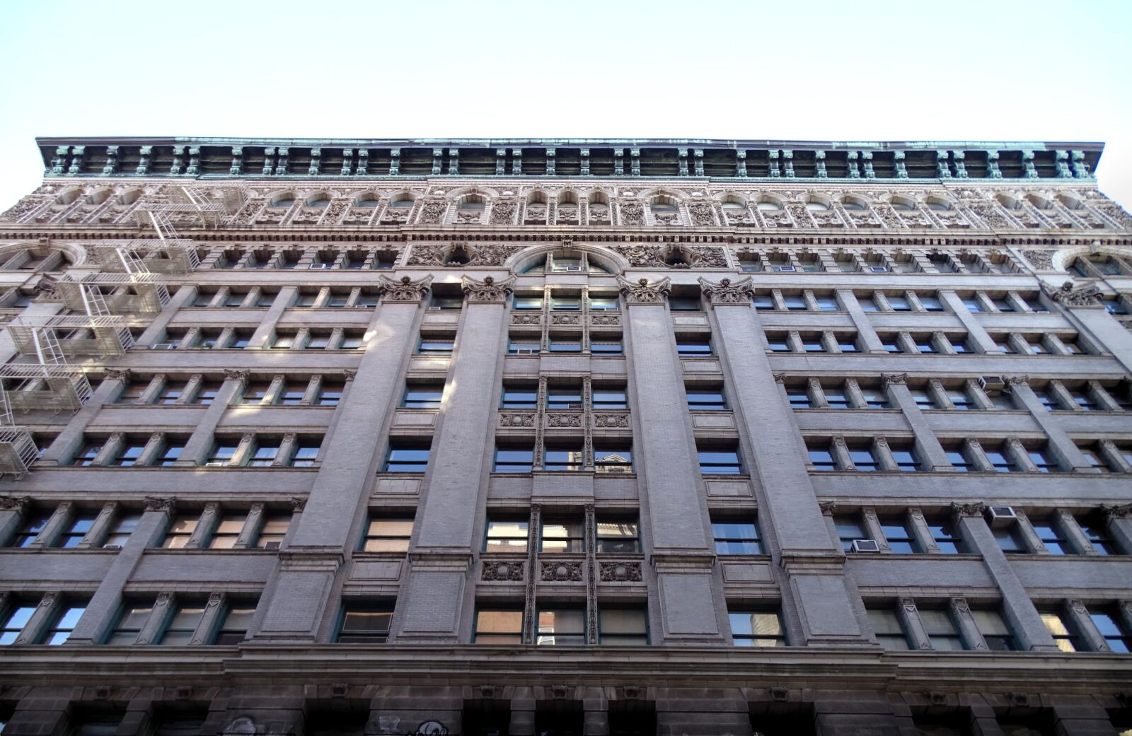 Sony Cyber-shot DSC-HX400V sample photo. Manhattan, new york, architecture photography