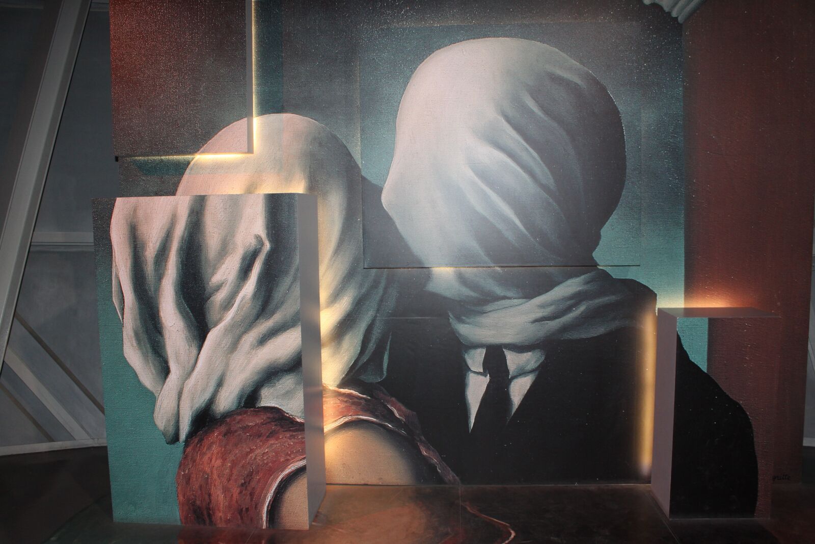 Canon EOS 50D sample photo. Magritte, painting, couple photography