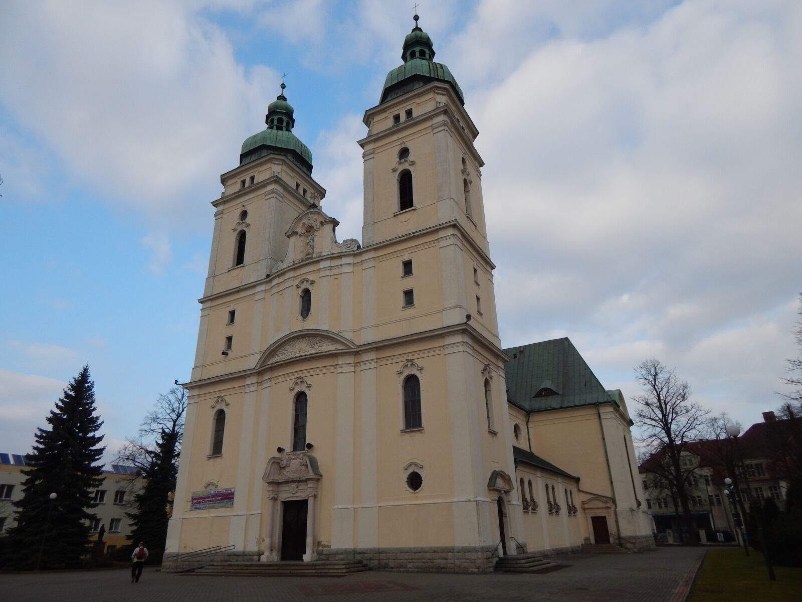 Nikon Coolpix L820 sample photo. Church in pile, monument photography