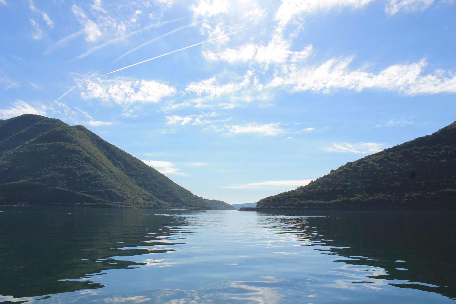 Canon EOS 1100D (EOS Rebel T3 / EOS Kiss X50) sample photo. Landscape, mountains, nature, sea photography