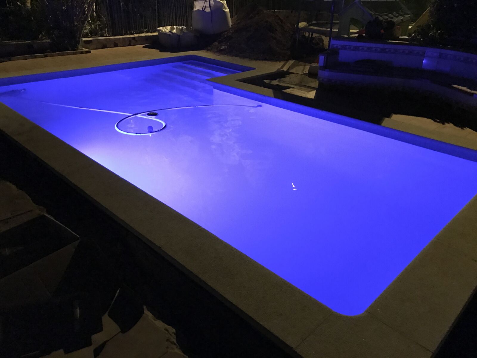 iPhone 7 back camera 3.99mm f/1.8 sample photo. Pool, water, lighting photography