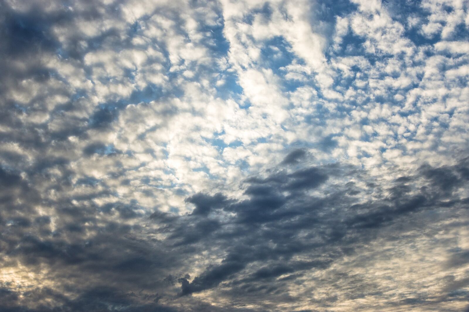 Canon EOS 70D sample photo. The sky, cloud cover photography
