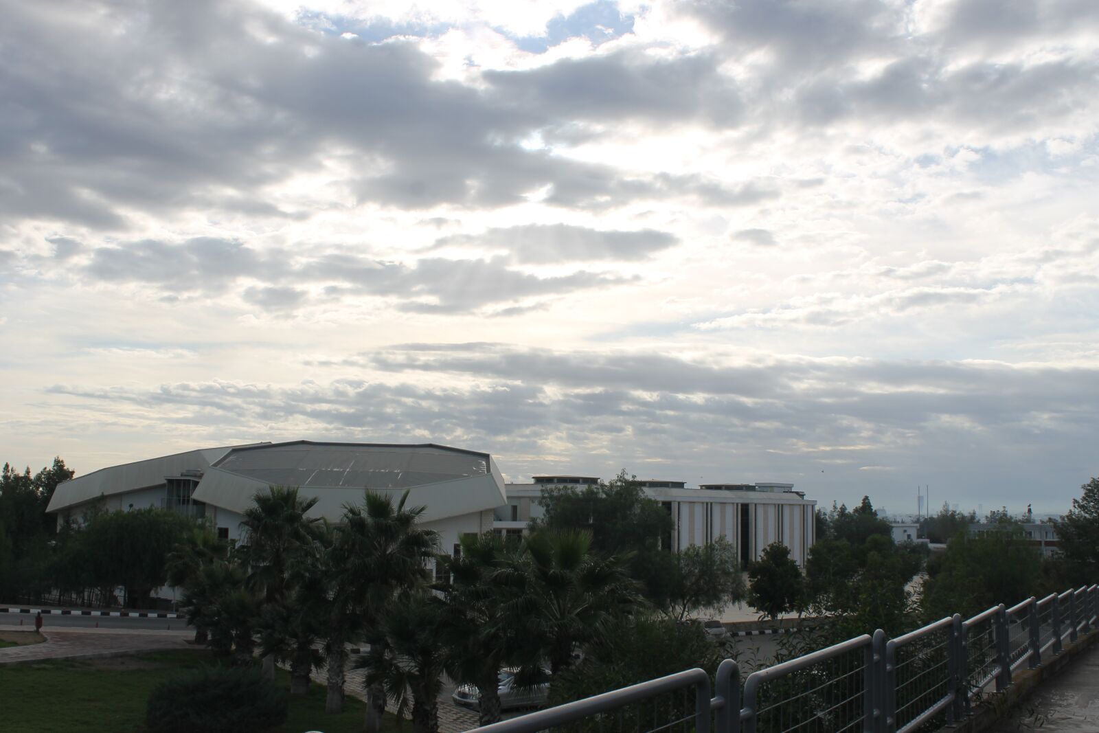 Canon EOS 1100D (EOS Rebel T3 / EOS Kiss X50) sample photo. Cloudy, calm, sun photography