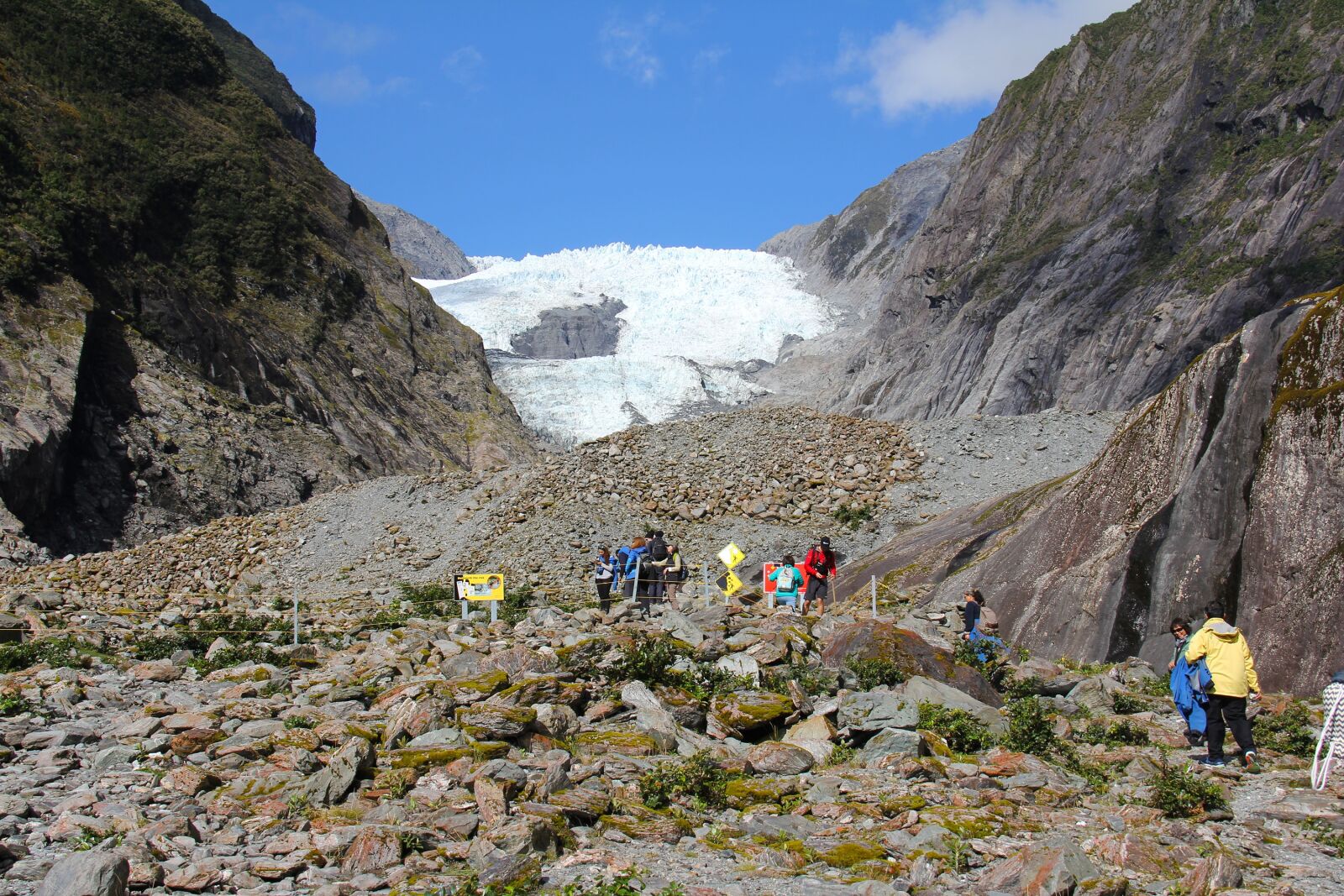 Canon EF-S 18-200mm F3.5-5.6 IS sample photo. Ice, glacier, cold photography