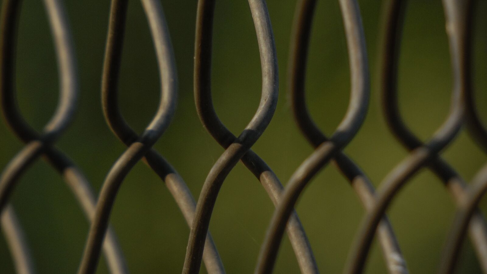 Samsung WB2200F sample photo. Grating, metal, texture photography