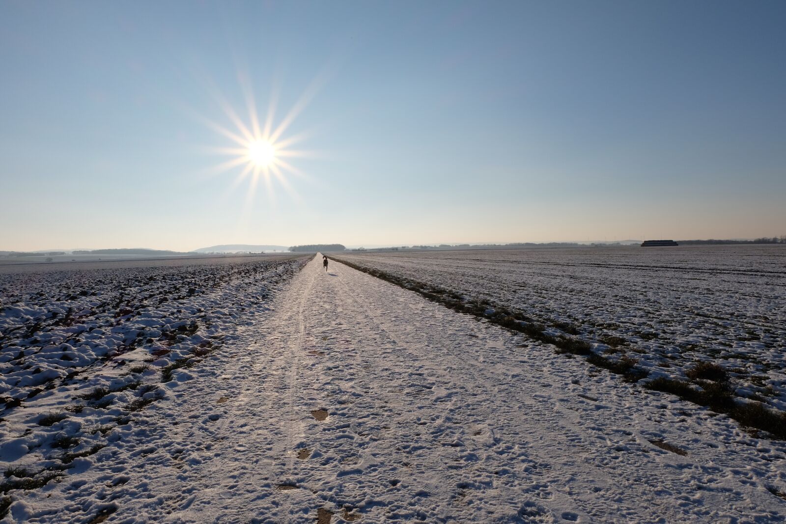 Fujifilm XC 16-50mm F3.5-5.6 OIS II sample photo. Sun, winter, away photography