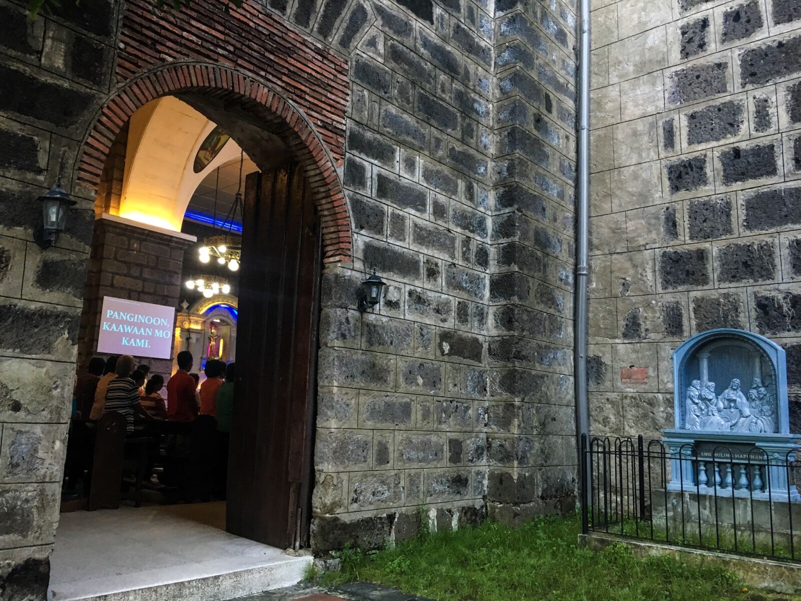 iPhone 6s back camera 4.15mm f/2.2 sample photo. Architect, bricks, church, sunday photography