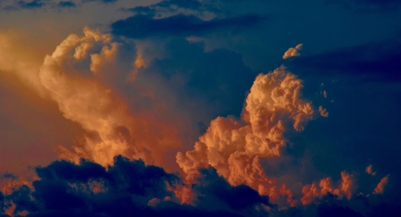 Nikon D5100 sample photo. Cloudscape, clouds, sky photography