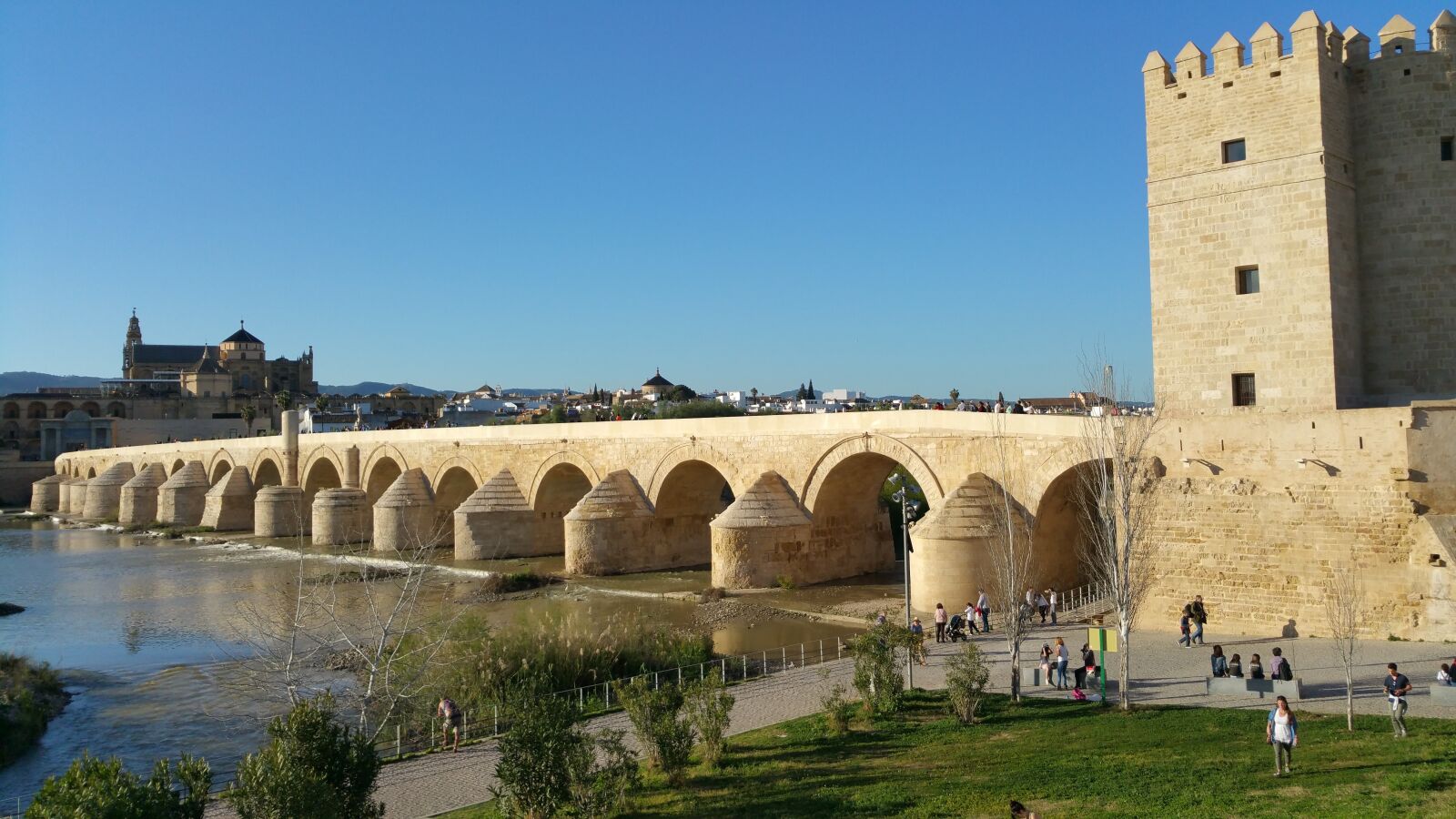 Samsung Galaxy Note4 sample photo. Roman bridge of c photography
