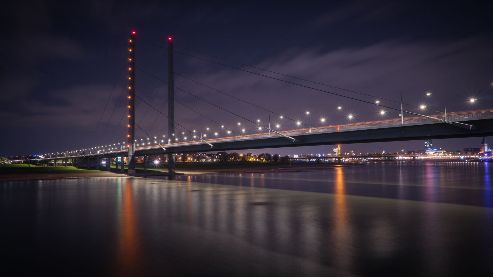 Sony a6300 + Sony E PZ 18-105mm F4 G OSS sample photo. Bridge, rhine knee bridge photography