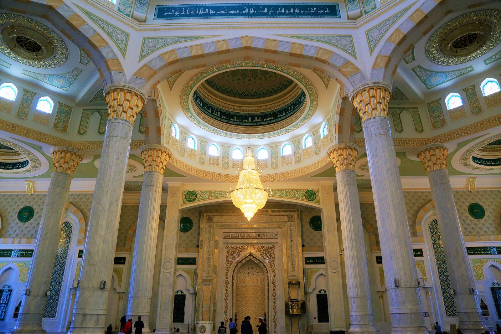 Canon EF 24-105mm F4L IS USM sample photo. Cami, architecture, dome photography