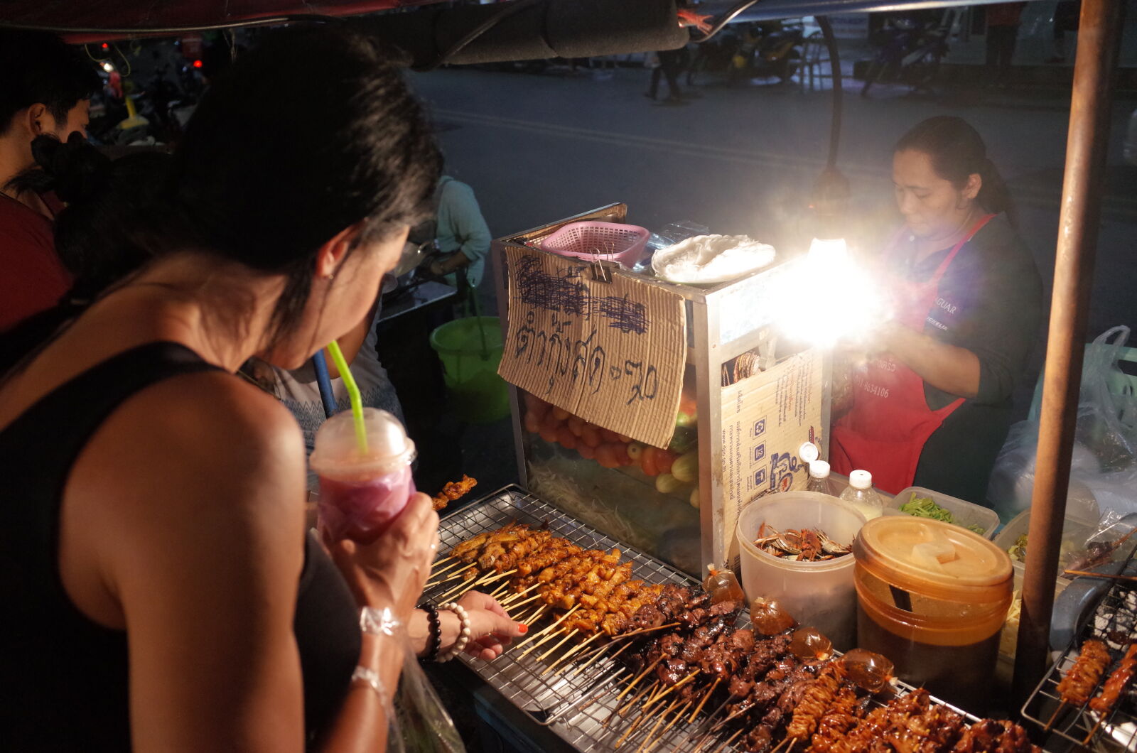 Ricoh GR sample photo. Night, market, thai, food photography