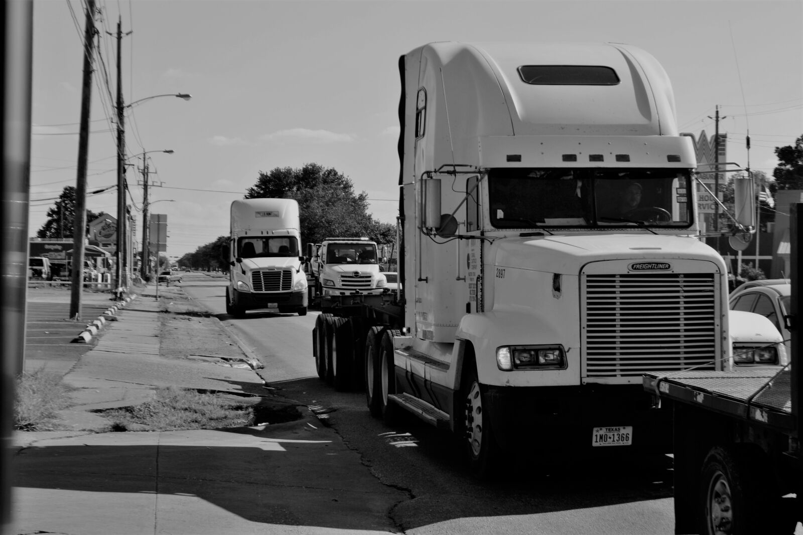 Nikon D3100 sample photo. Trailer truck, engine, grill photography
