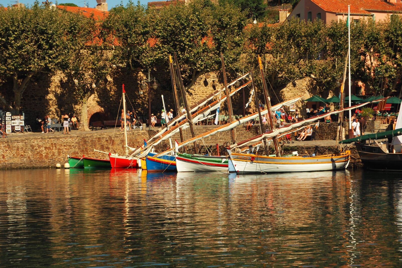 Olympus OM-D E-M5 II + OLYMPUS M.12-50mm F3.5-6.3 sample photo. Collioure, boat, boats photography