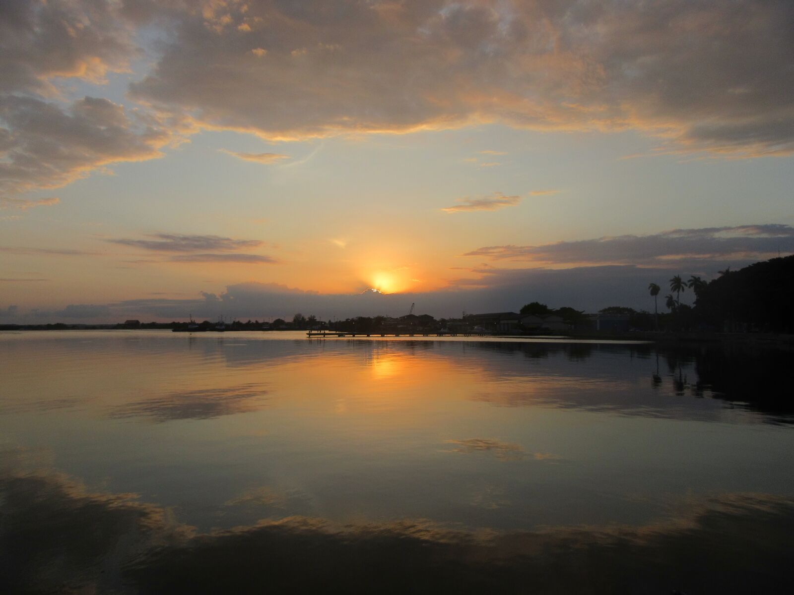 Canon PowerShot SX610 HS sample photo. Sunset, cuba, red photography