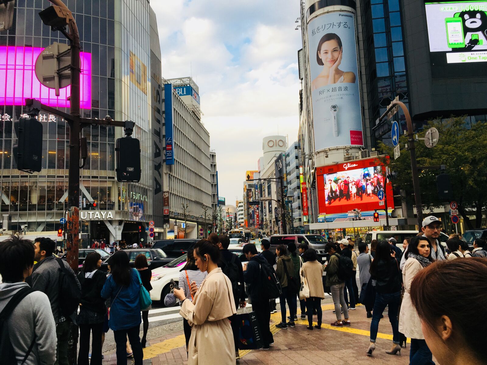 iPhone SE back camera 4.15mm f/2.2 sample photo. Japan, shiboya photography