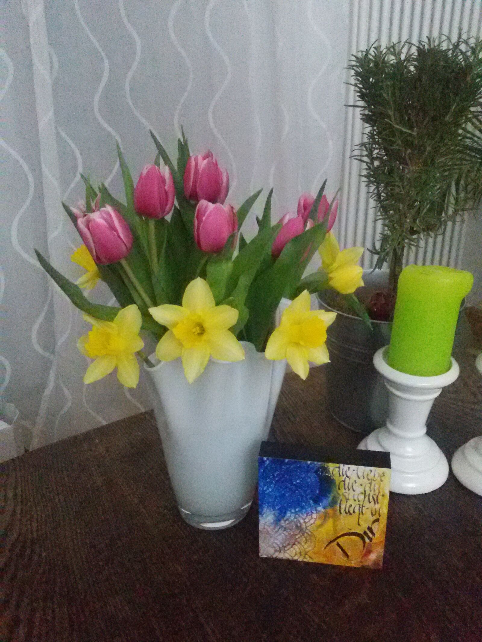 Samsung Galaxy S3 Neo sample photo. Flowers, vase, table photography