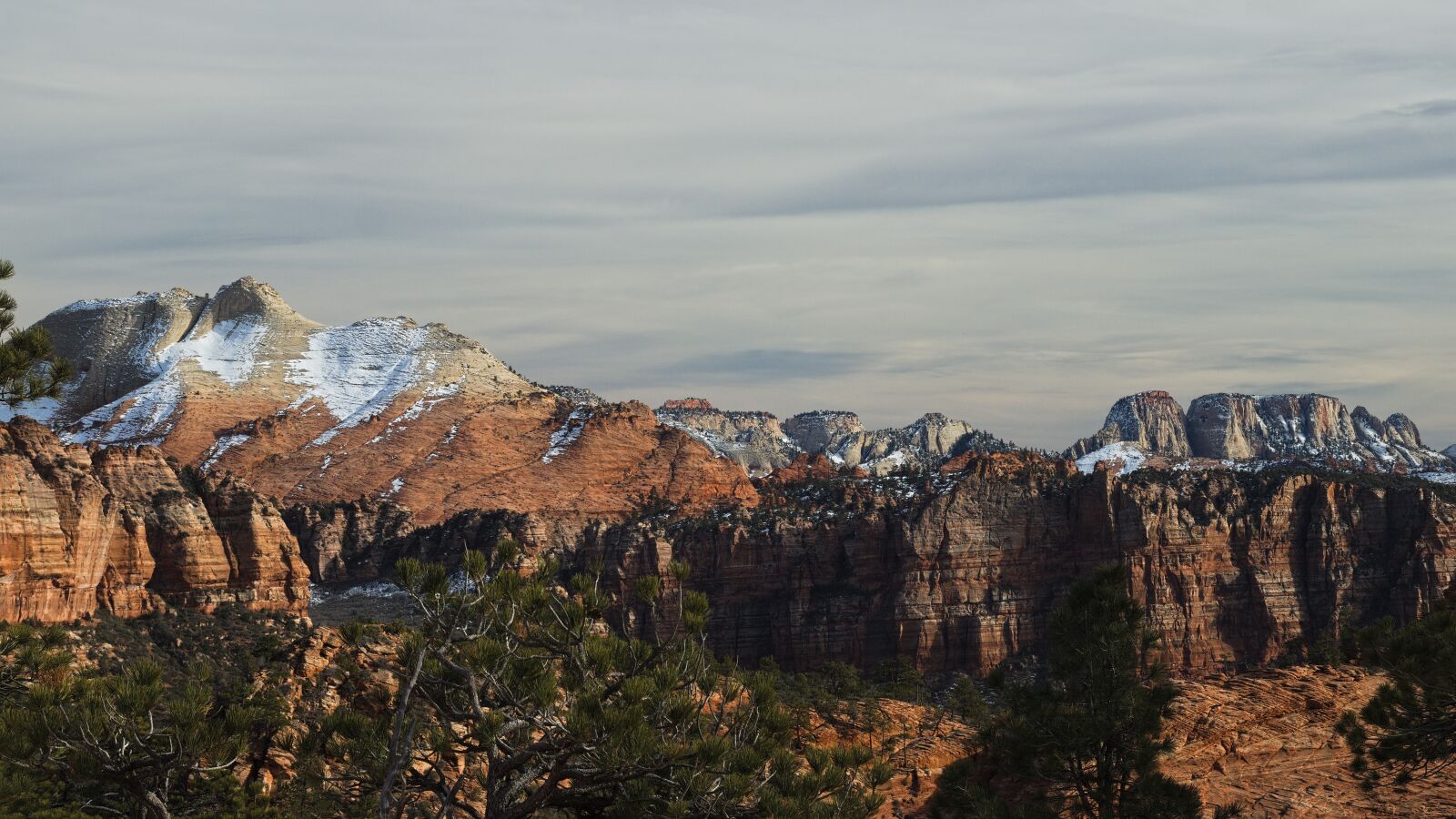 Sony DT 18-135mm F3.5-5.6 SAM sample photo. Zion, mountains, landscape photography