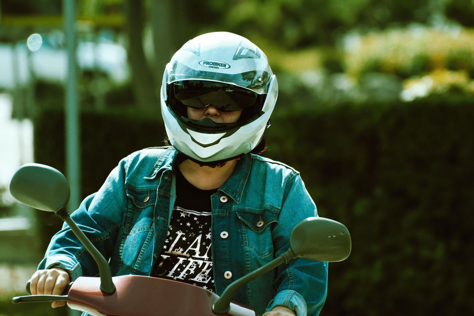Nikon D7200 sample photo. Motor scooter, drive, helm photography