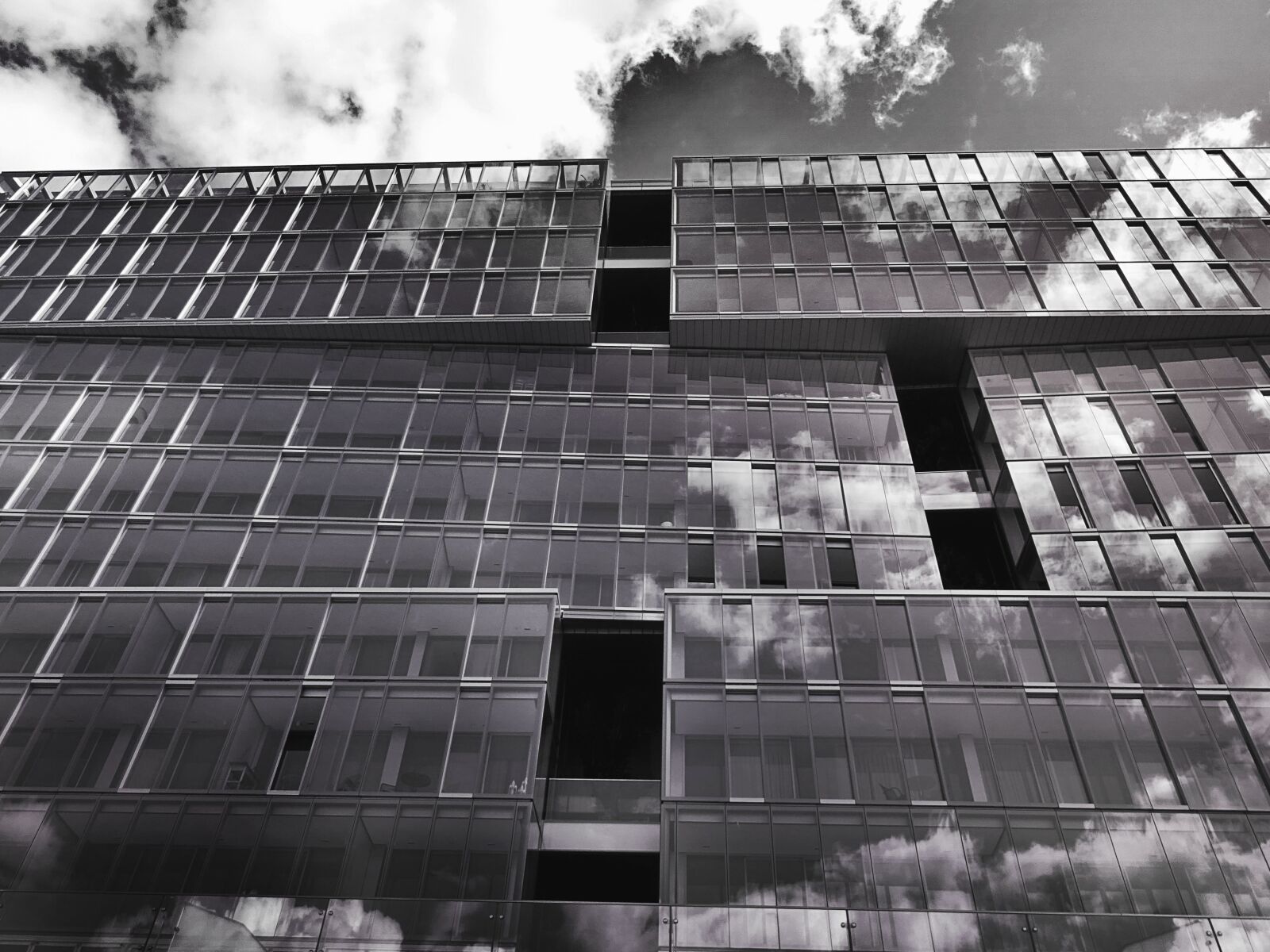 Sony DSC-HX60 sample photo. Architecture, urban, glass, sky photography