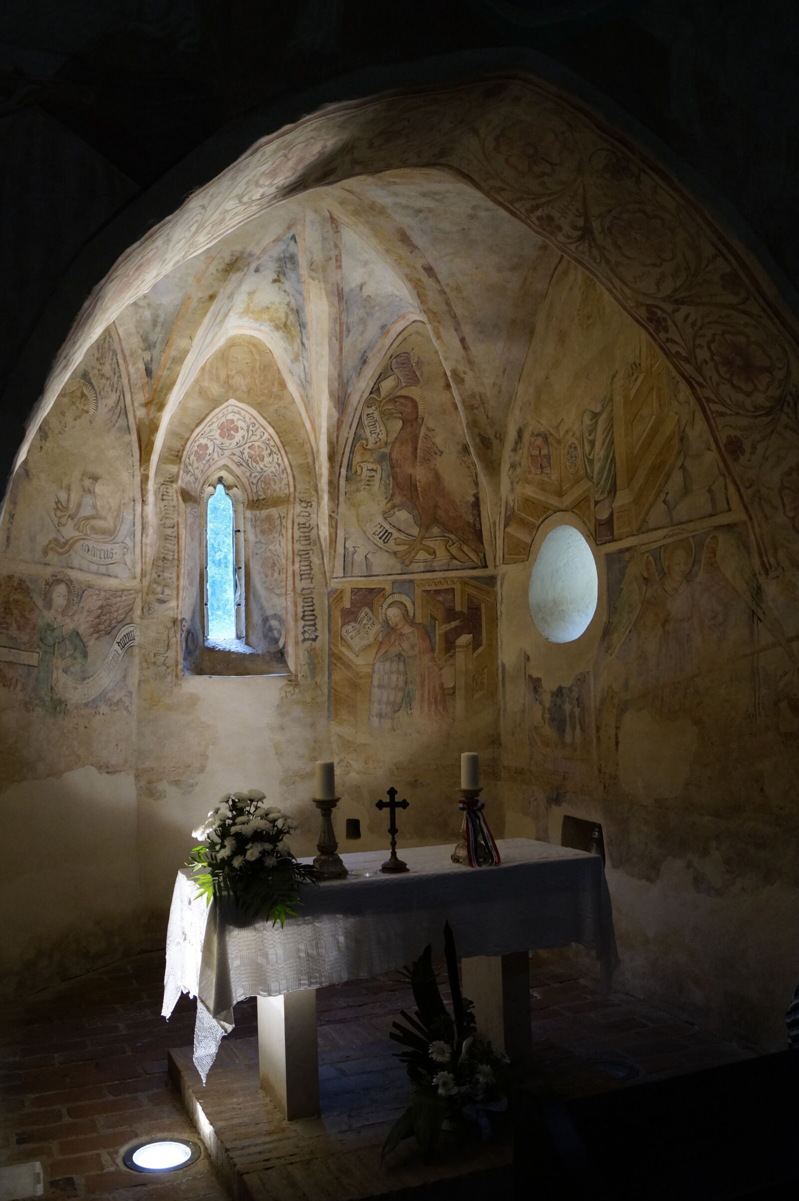 Sony DT 18-55mm F3.5-5.6 SAM II sample photo. Church, catholic, medieval photography