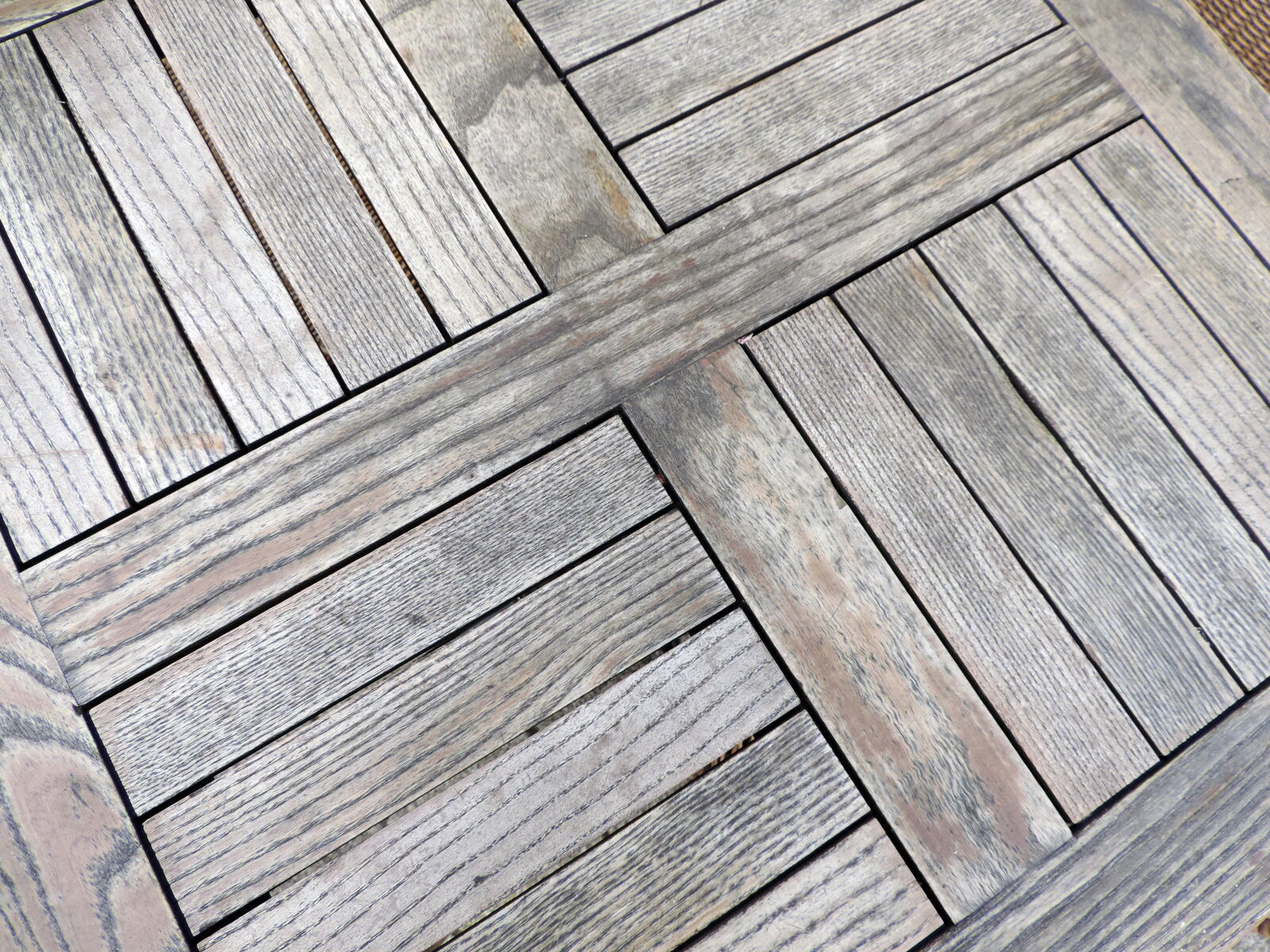 Nikon Coolpix P520 sample photo. Carpentry, hardwood, wood, texture photography