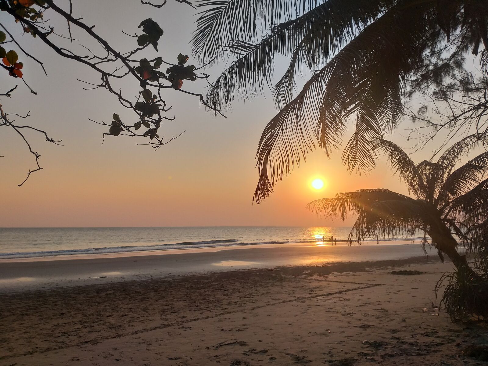 Samsung Galaxy A6+ sample photo. Sea, sun, sunshine photography