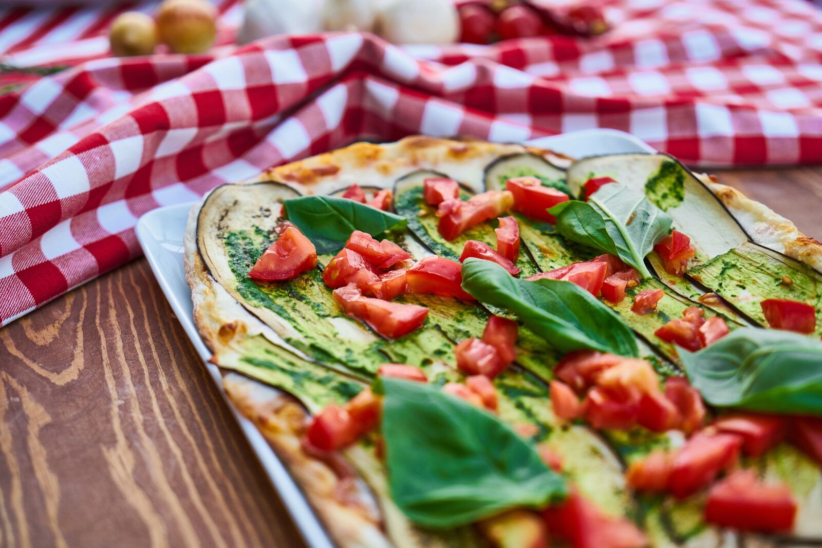 Sony a7R II sample photo. Pizza, dough, kitchen photography