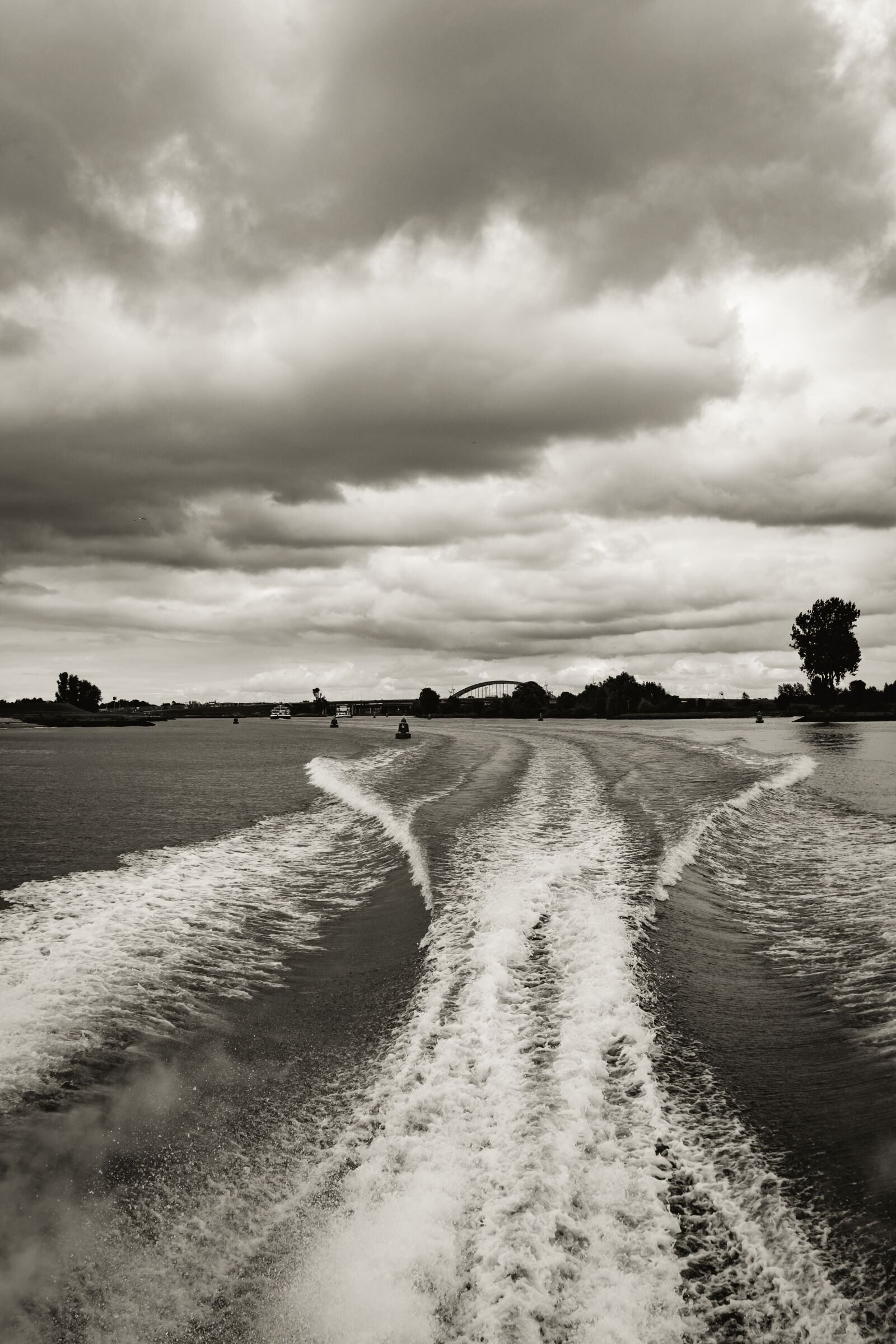 Fujifilm X100T sample photo. Boat photography
