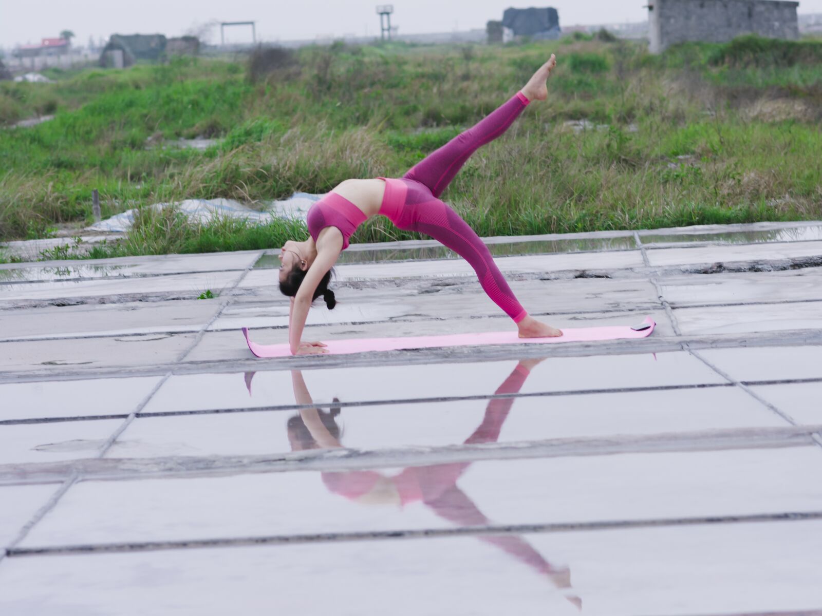 Nikon D7100 sample photo. Yoga, girl, lovely photography