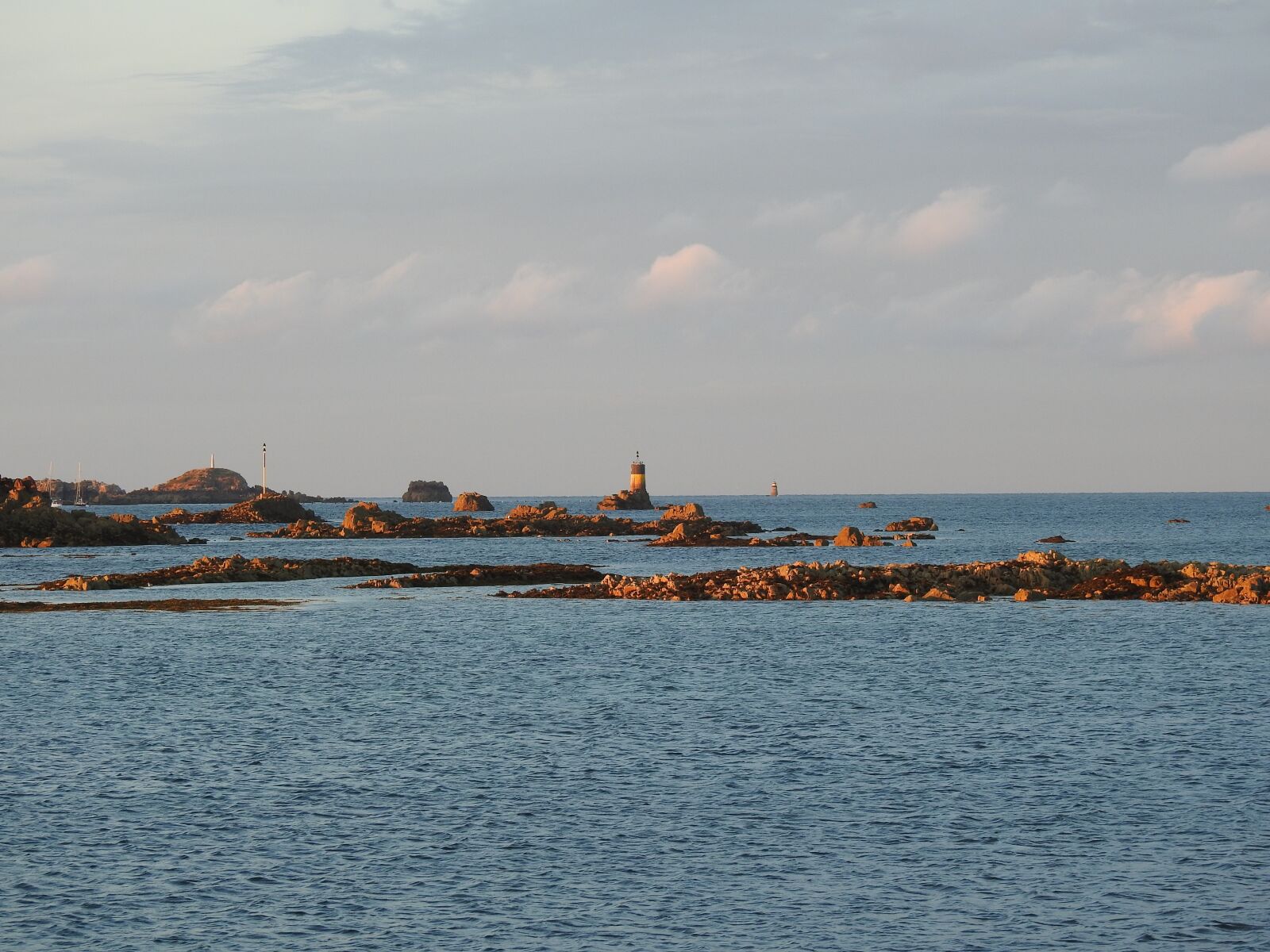 Nikon Coolpix P900 sample photo. Ocean, headlights, britain photography