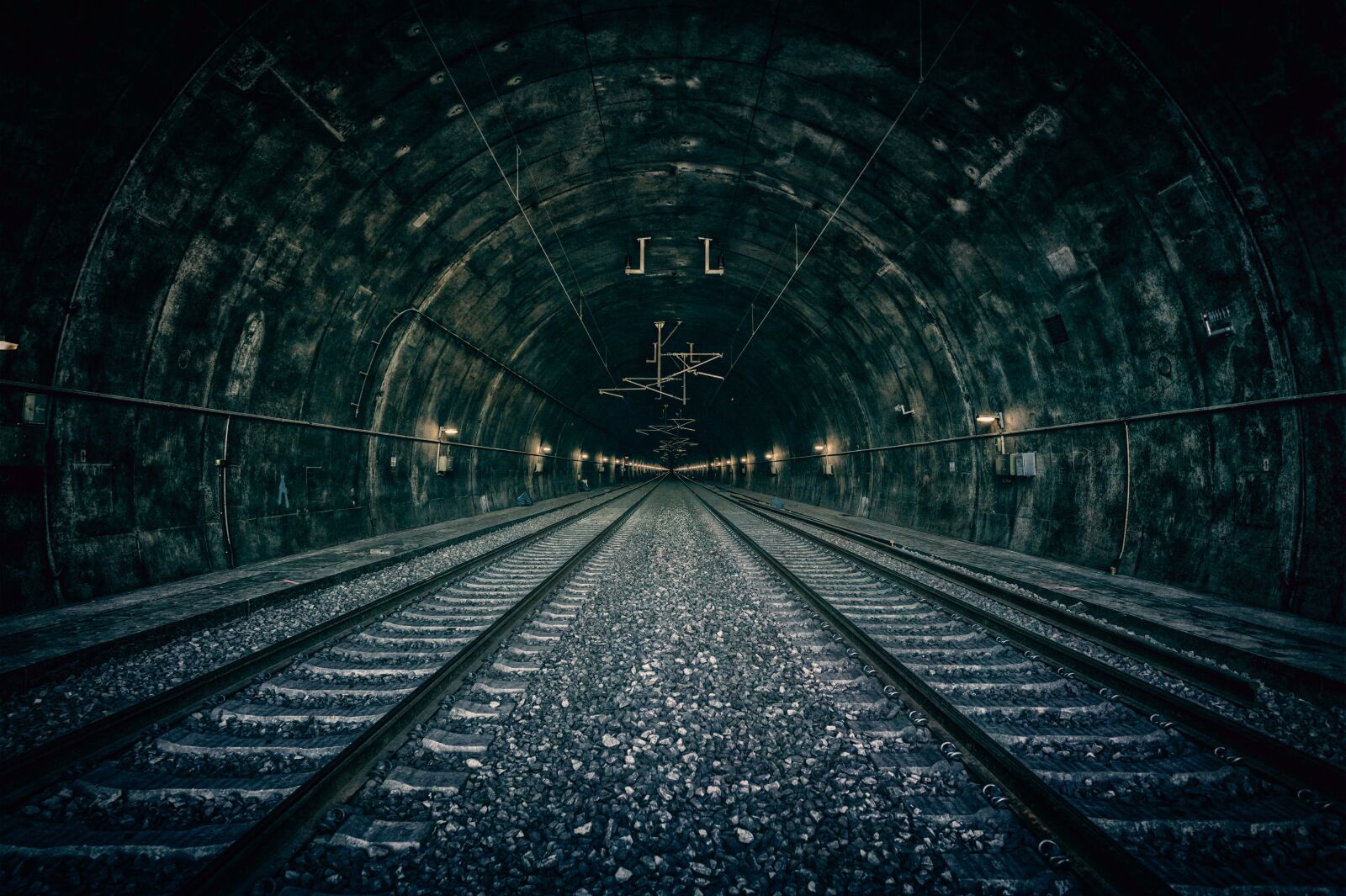 Nikon Z6 sample photo. Tunnel, track, rails photography