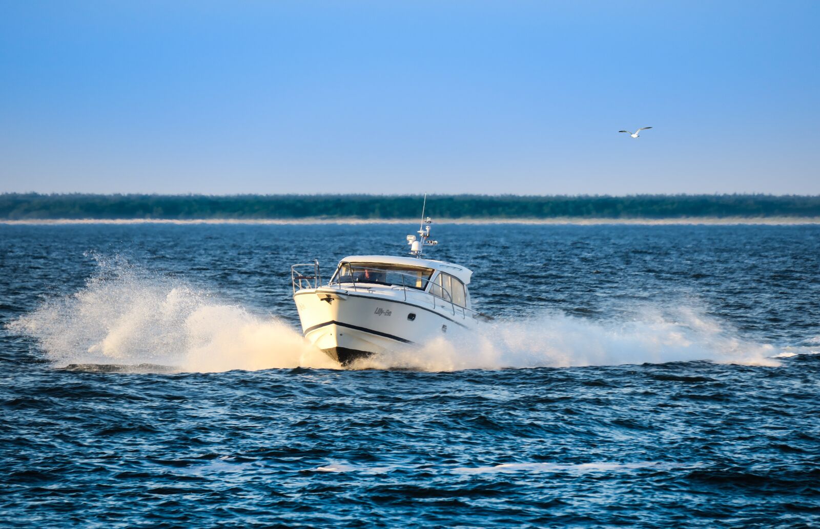 Canon PowerShot G3 X sample photo. Boat, powerboat, speedboat photography