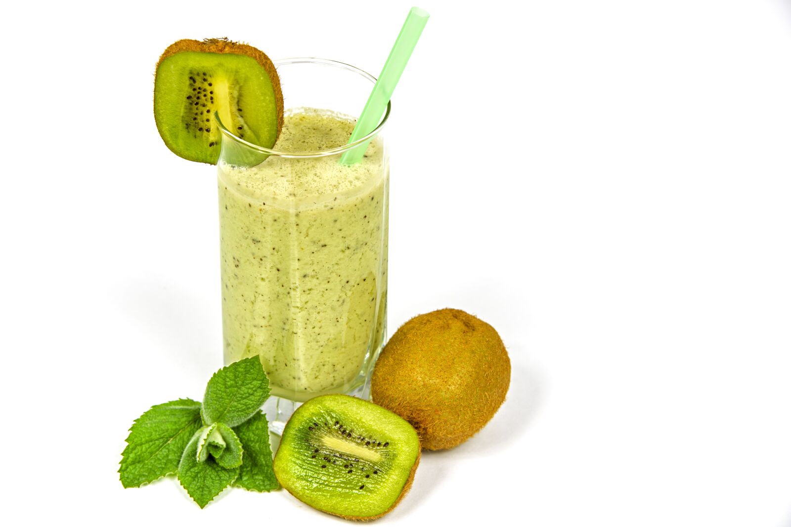 Nikon D750 sample photo. Kiwi coctail, kefir, fruit photography