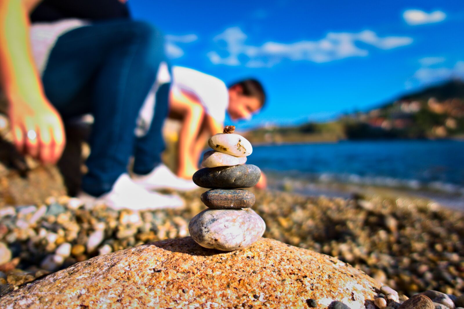 Sony DSC-RX100M5A sample photo. Stacking, pierre, zen photography