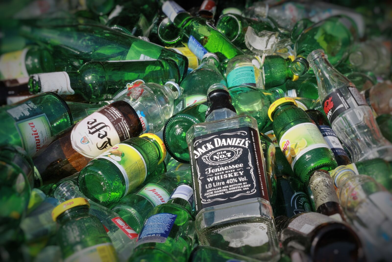 Canon EOS 40D sample photo. Bottle, dump, garbage photography
