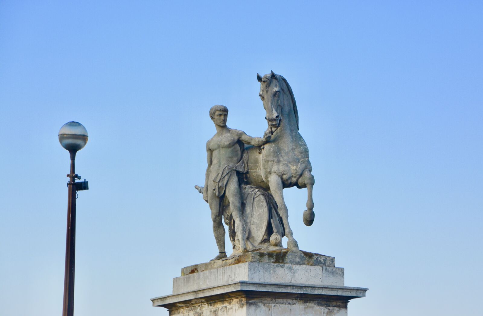 Nikon D5200 sample photo. Sculpture, sculpture esplanade of photography