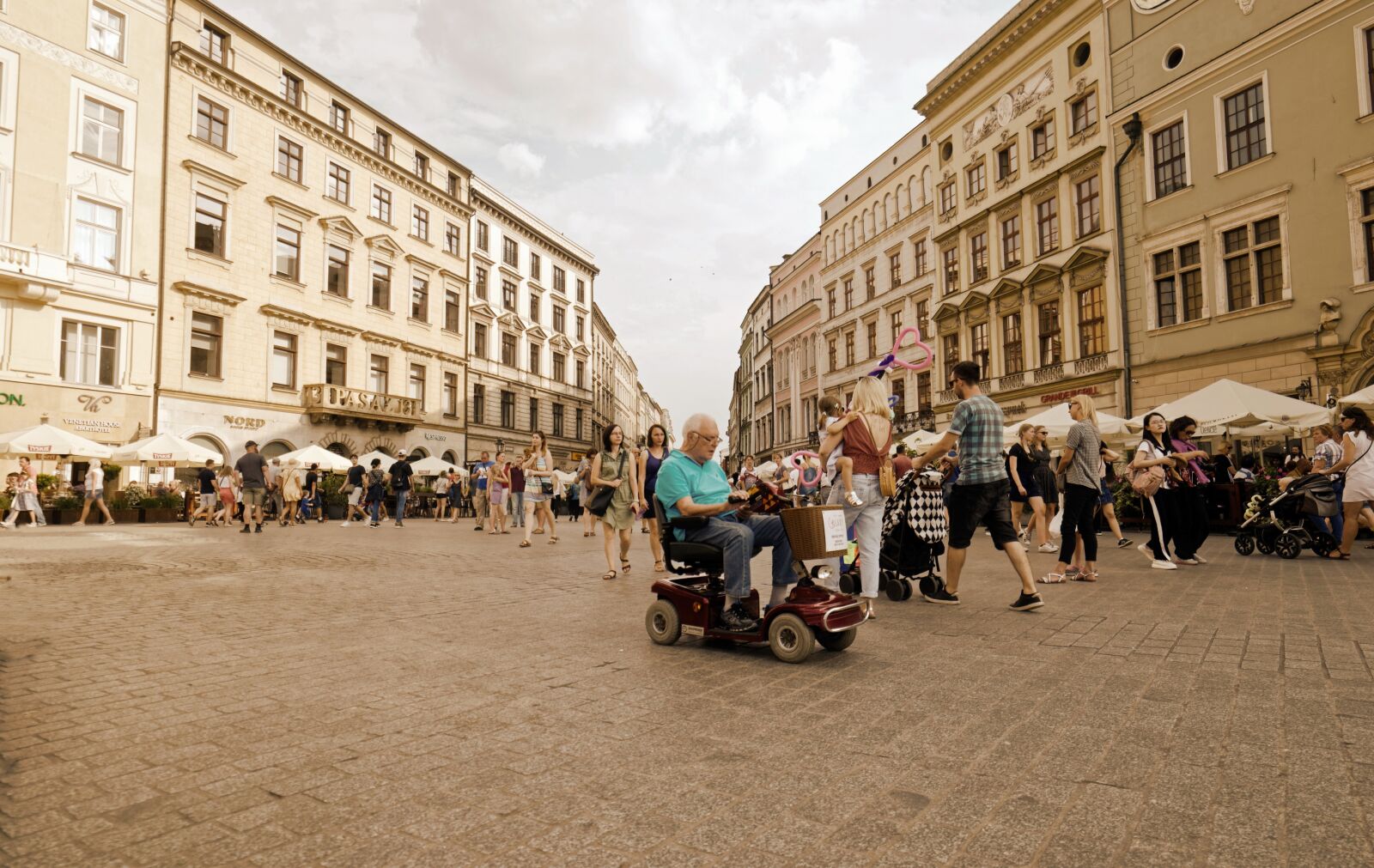 Nikon D5100 sample photo. Cityscape, landscape, urban photography