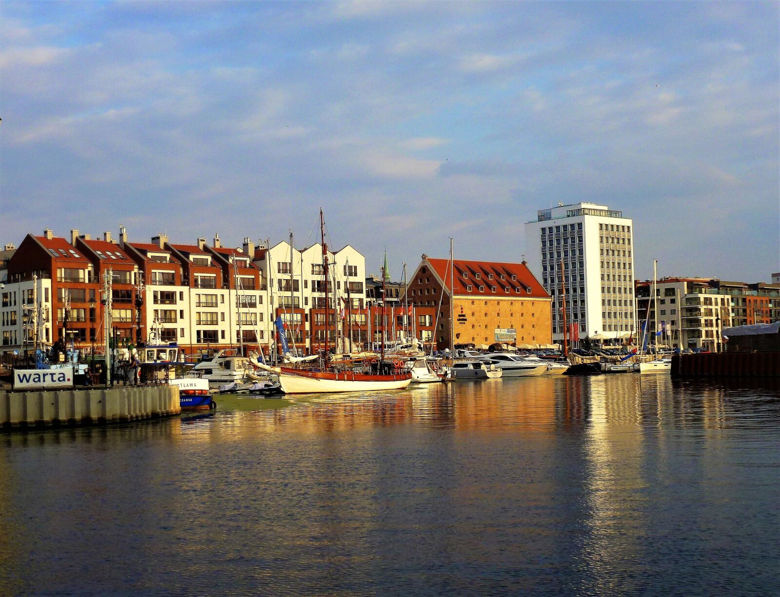 Panasonic Lumix DMC-ZS10 (Lumix DMC-TZ20 / Lumix DMC-TZ22) sample photo. Poland, gdansk, sailboat photography