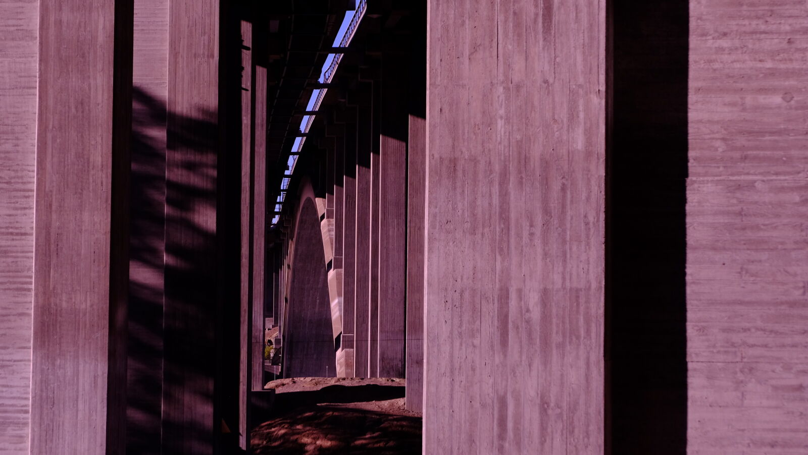 Fujifilm X-M1 sample photo. Autumn, bridge, cold, shadow photography
