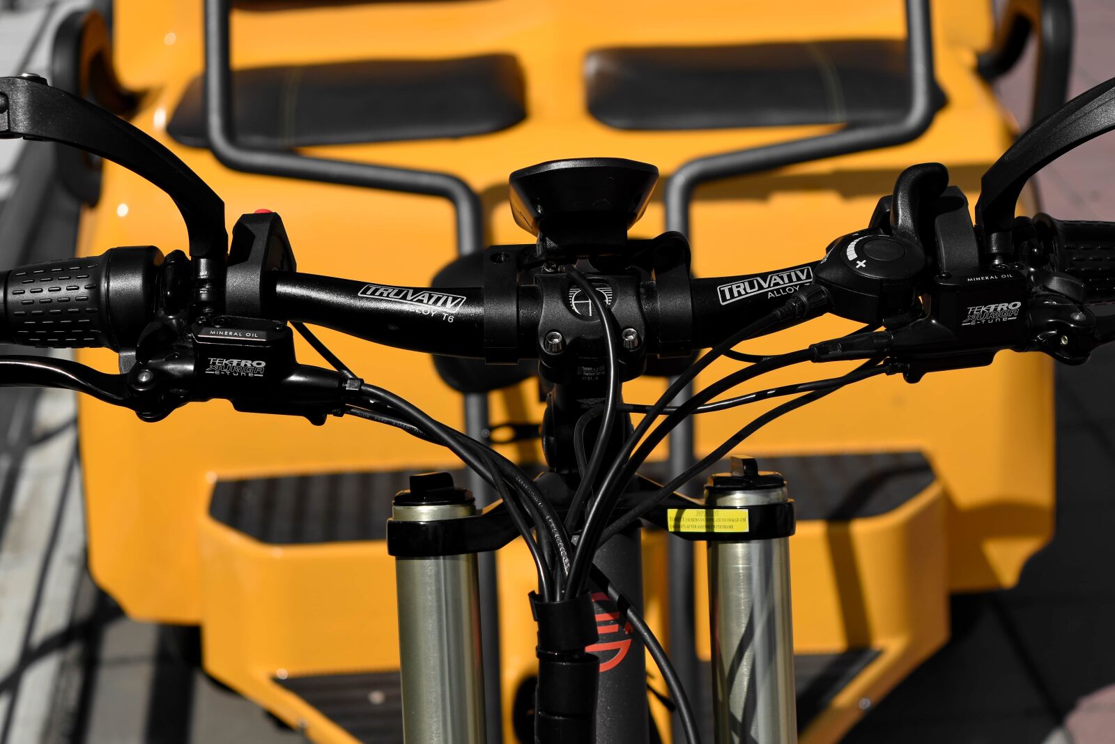 Nikon D5500 sample photo. Gearshift, motorbike, steering wheel photography